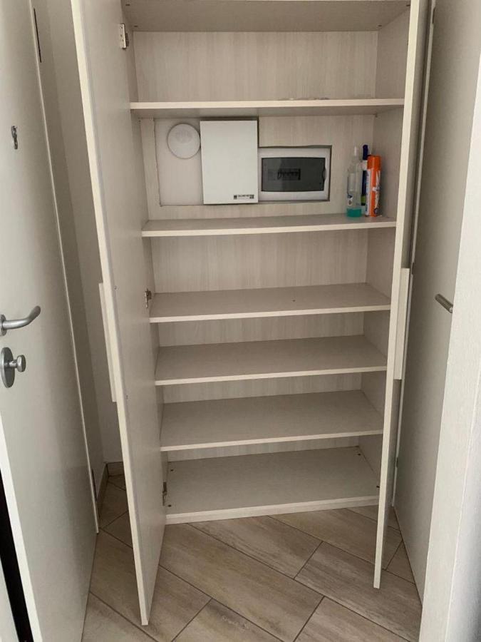Caf Immobiliare Hotell Modena Exteriör bild